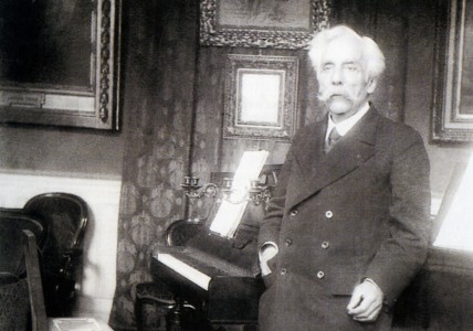 Fauré au piano